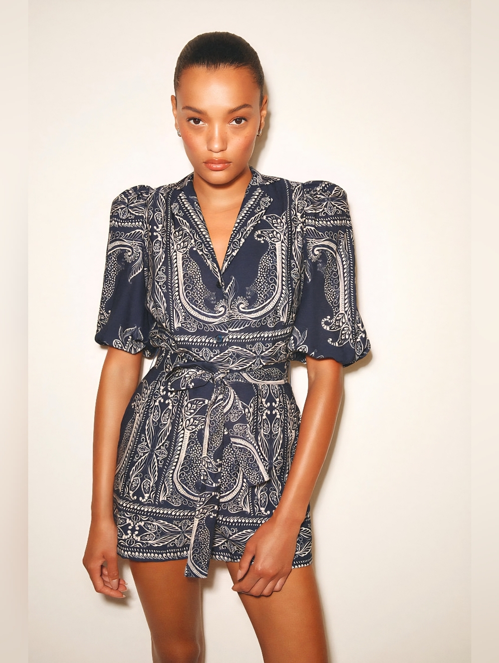 NWT Amanda Uprichard Lucia Short Sleeve Navy & White Romper - Sz Med - Picture 3 of 13